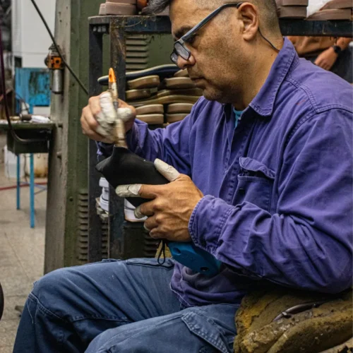 juliani-calzados-fabrica-diseño-calzado-artesanal-10